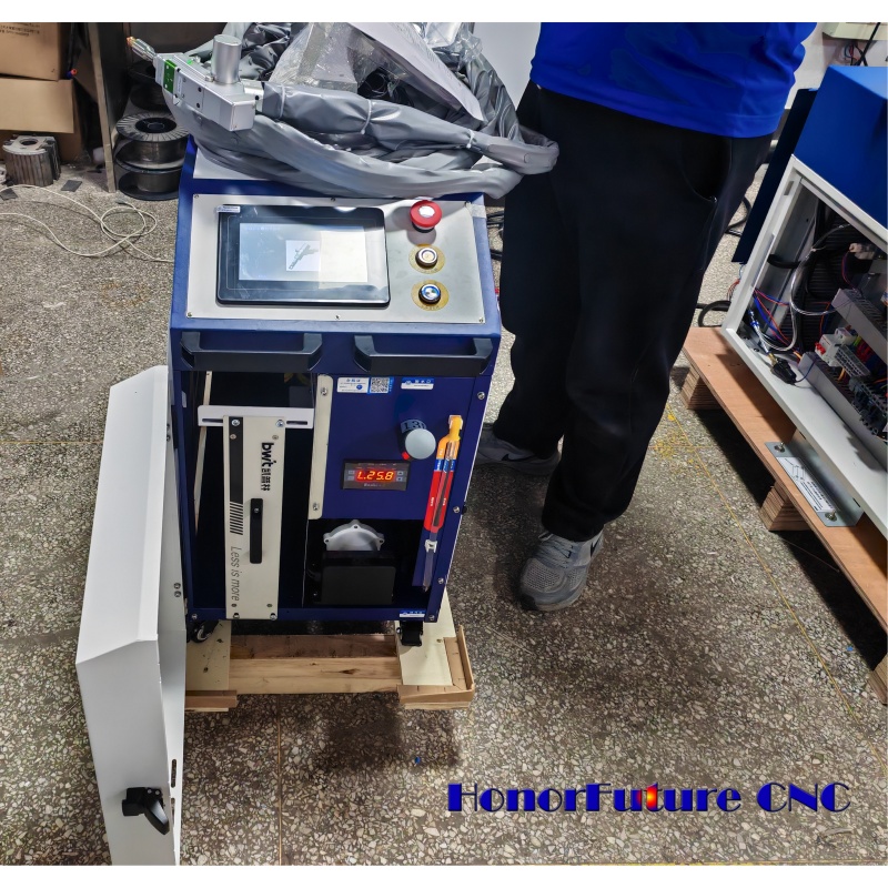 Machine de nettoyage au laser  - Industrial Laser Cutting Machines avis et prix